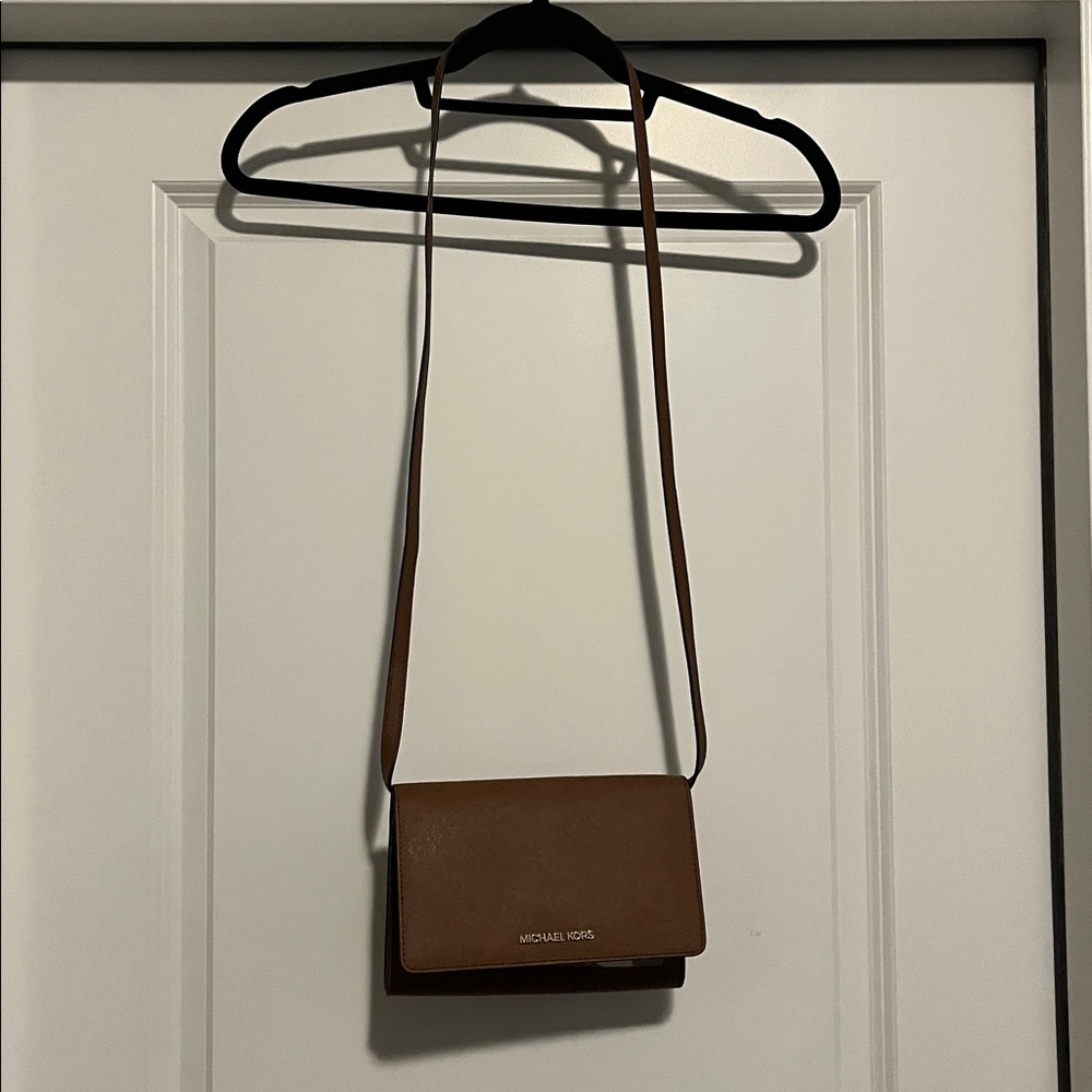 Michael Kors Brown Crossbody bag Wallet with removable strap. Good condition. - Picture 9 of 9